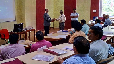Dr. Sanjay Runwal being felicitated by Mr. V. K. Saxena (Deputy Director General, NAIR)